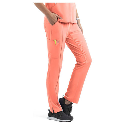 Women's Full Elastic Waist Tapered Leg Pant