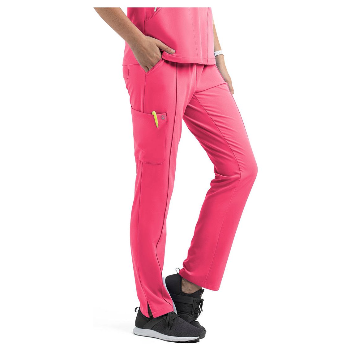 Women's Full Elastic Waist Tapered Leg Pant