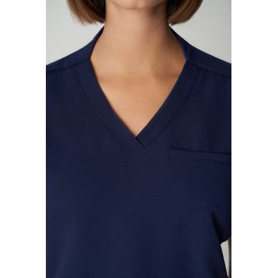 White Cross V-Tess Women's 2-Pocket V-Neck Scrub Top